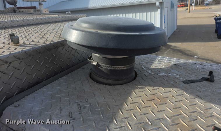 image for item FI0689 1986 Grumman 453886 Duplex ladder fire truck