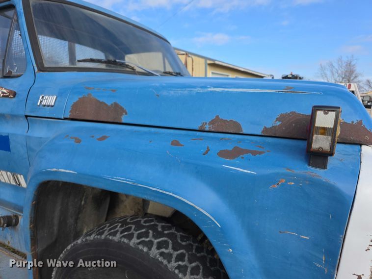 image for item FI0759 1978 Ford F600 dump flatbed truck