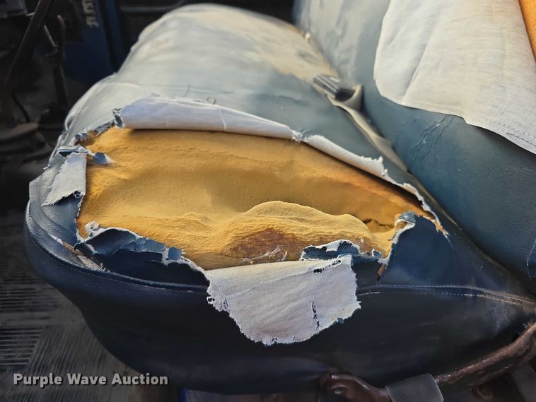 image for item FI0759 1978 Ford F600 dump flatbed truck