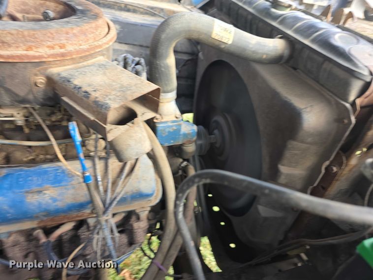 image for item FI0759 1978 Ford F600 dump flatbed truck