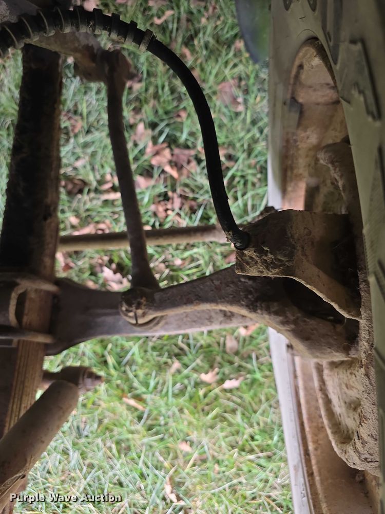 image for item FI0759 1978 Ford F600 dump flatbed truck