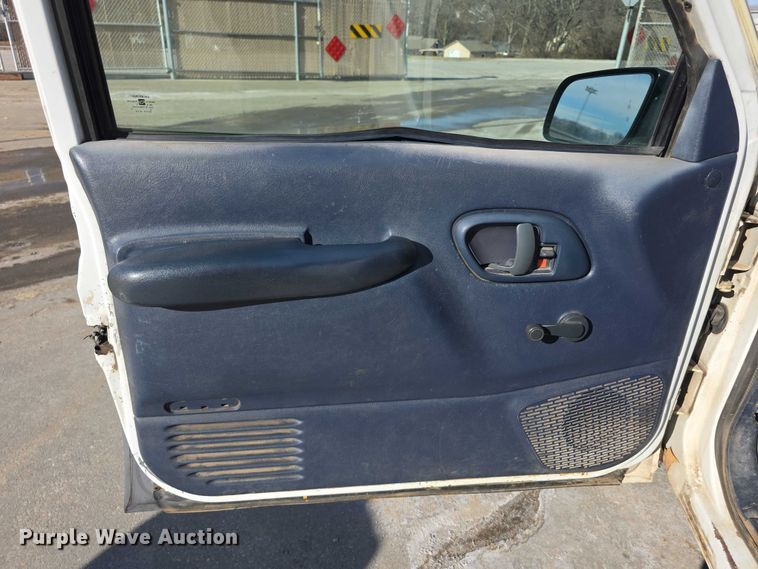 image for item FI0785 1995 Chevrolet C2500 pickup truck