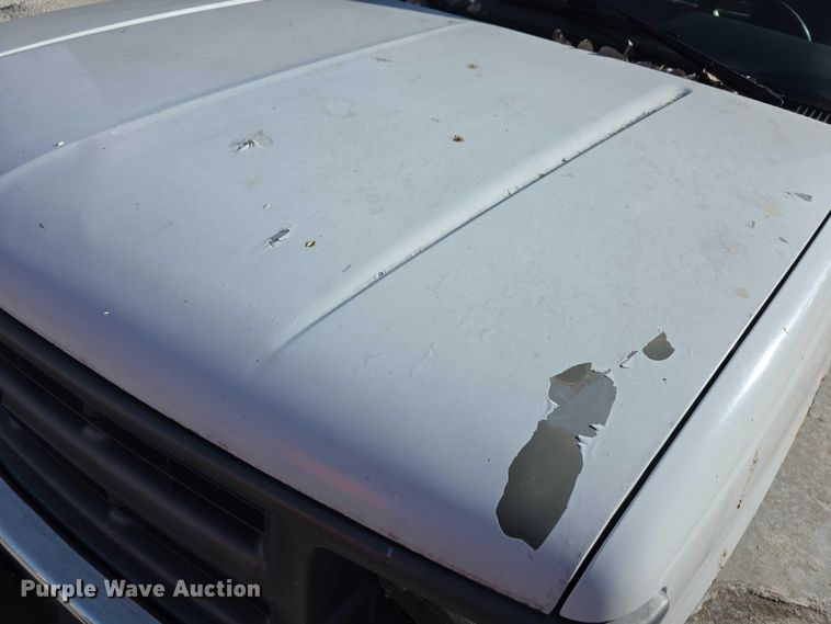 image for item FI0785 1995 Chevrolet C2500 pickup truck