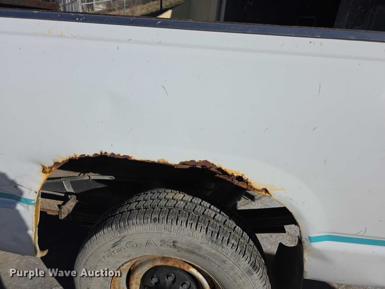 image for item FI0785 1995 Chevrolet C2500 pickup truck