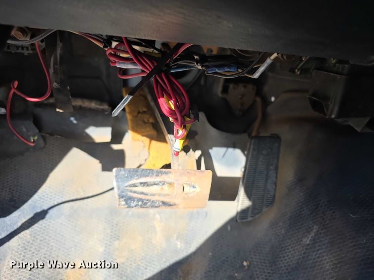 image for item FI0785 1995 Chevrolet C2500 pickup truck