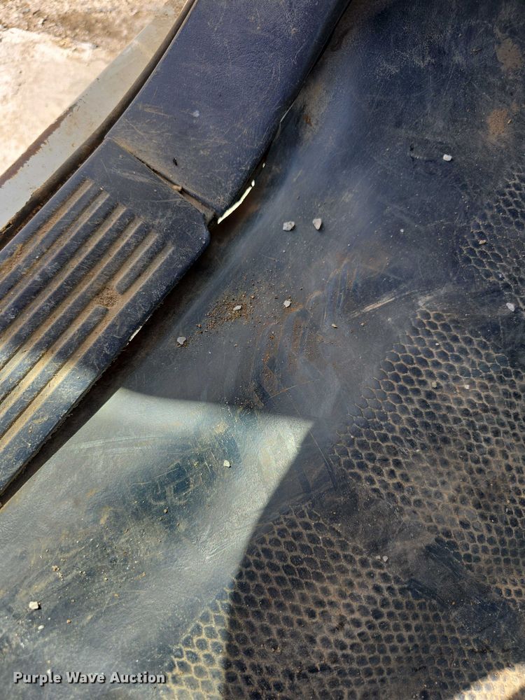 image for item FI0785 1995 Chevrolet C2500 pickup truck