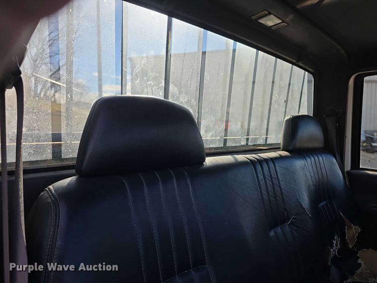 image for item FI0785 1995 Chevrolet C2500 pickup truck