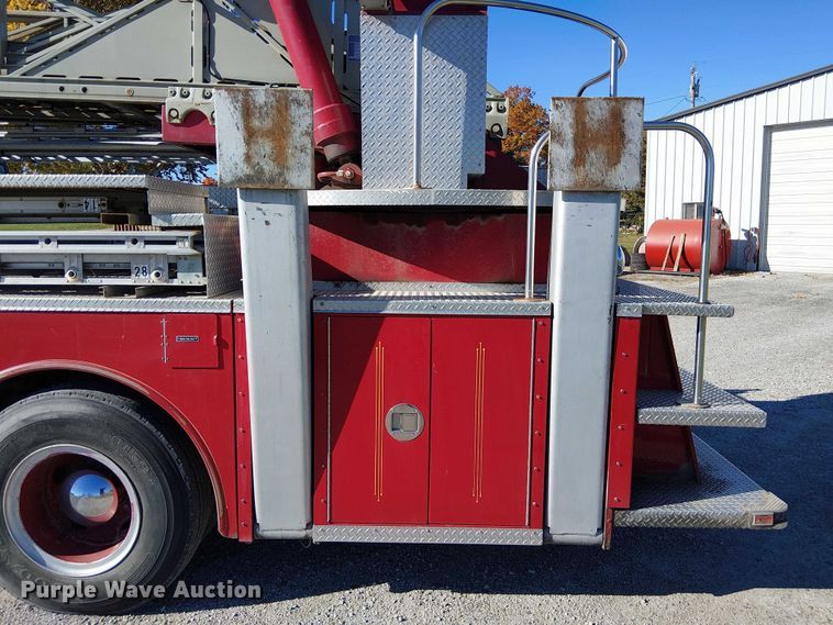 image for item FK0530 1982 American LeFrance 100' Ladder Chief ladder fire truck