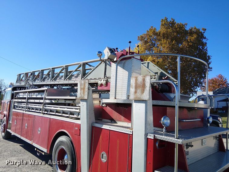 image for item FK0530 1982 American LeFrance 100' Ladder Chief ladder fire truck