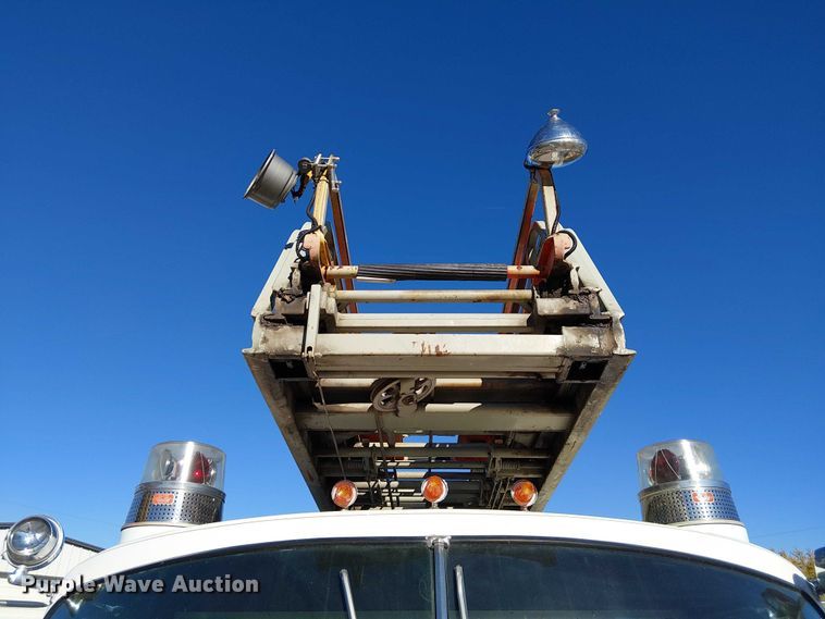 image for item FK0530 1982 American LeFrance 100' Ladder Chief ladder fire truck