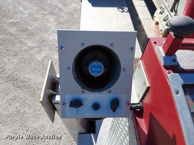 image for item FK0530 1982 American LeFrance 100' Ladder Chief ladder fire truck