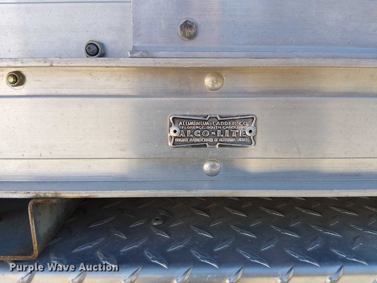 image for item FK0530 1982 American LeFrance 100' Ladder Chief ladder fire truck