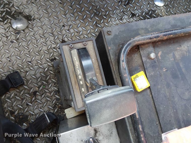 image for item FK0530 1982 American LeFrance 100' Ladder Chief ladder fire truck