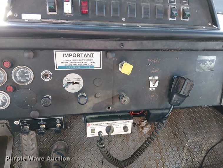 image for item FK0530 1982 American LeFrance 100' Ladder Chief ladder fire truck