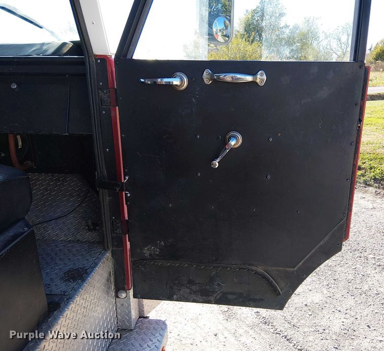 image for item FK0530 1982 American LeFrance 100' Ladder Chief ladder fire truck