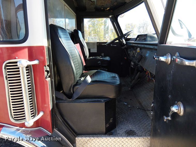 image for item FK0530 1982 American LeFrance 100' Ladder Chief ladder fire truck