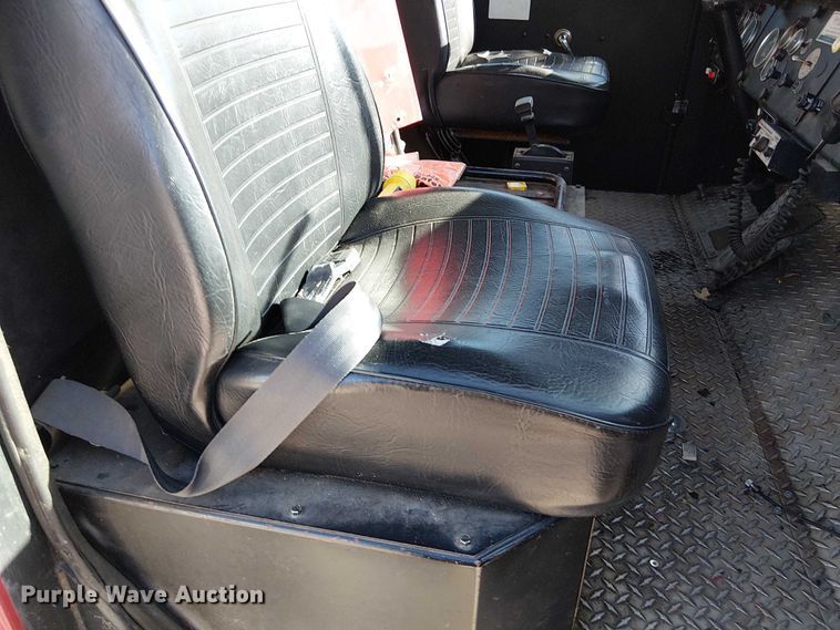 image for item FK0530 1982 American LeFrance 100' Ladder Chief ladder fire truck