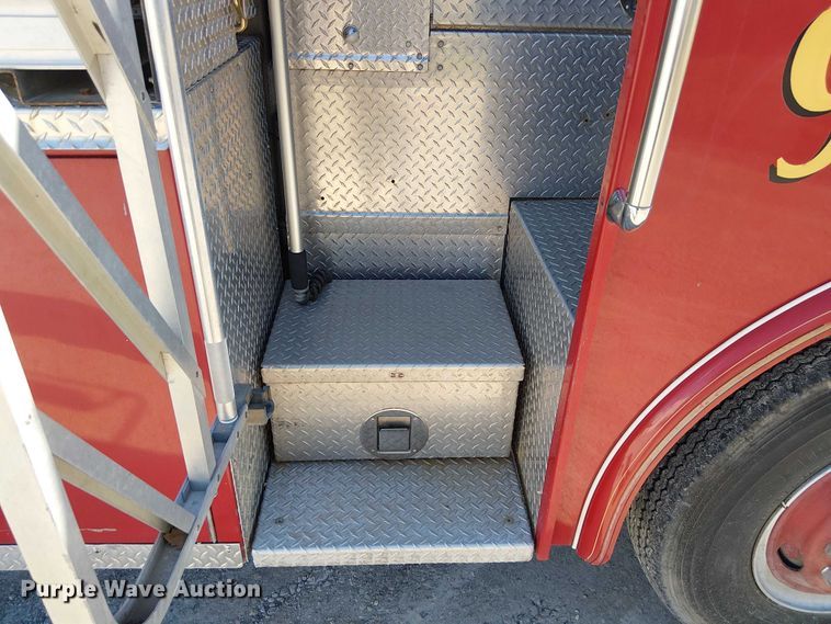 image for item FK0530 1982 American LeFrance 100' Ladder Chief ladder fire truck