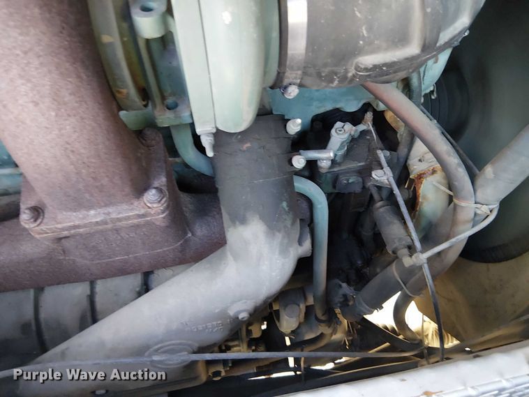 image for item FK0530 1982 American LeFrance 100' Ladder Chief ladder fire truck