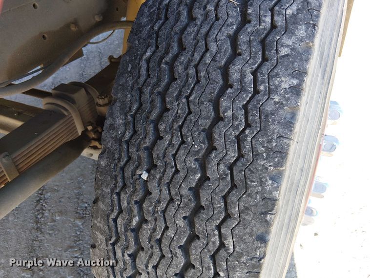 image for item FK0530 1982 American LeFrance 100' Ladder Chief ladder fire truck