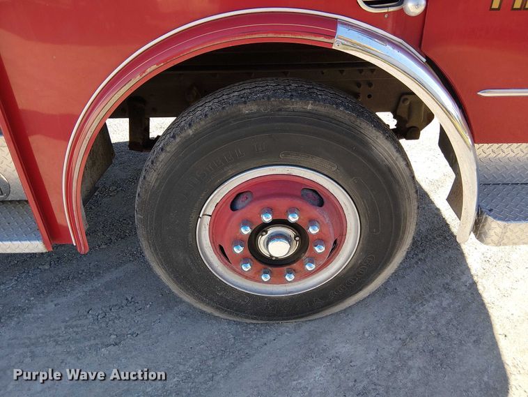 image for item FK0530 1982 American LeFrance 100' Ladder Chief ladder fire truck