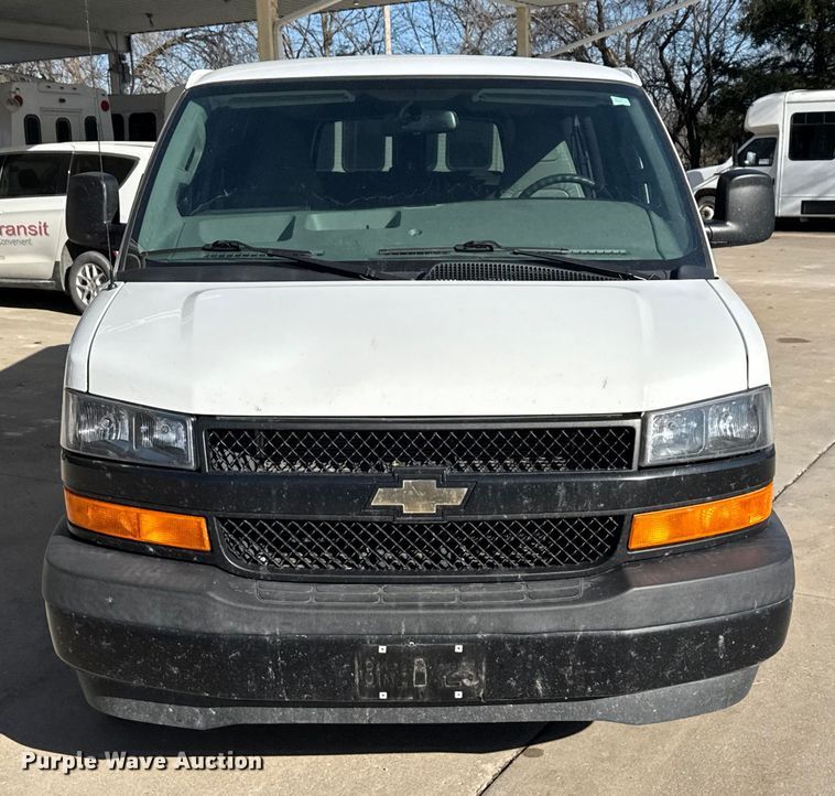 image for item FK0887 2018 Chevrolet Express 3500 van