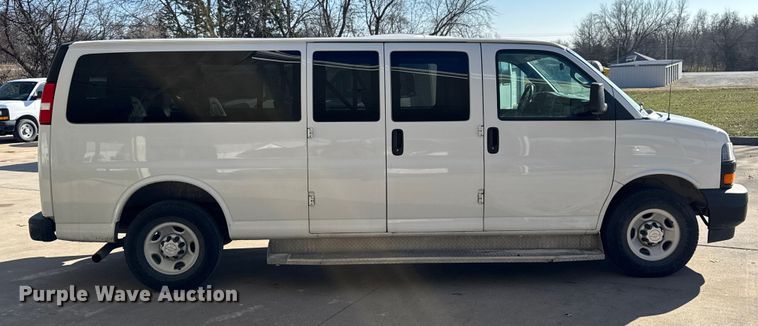 image for item FK0887 2018 Chevrolet Express 3500 van