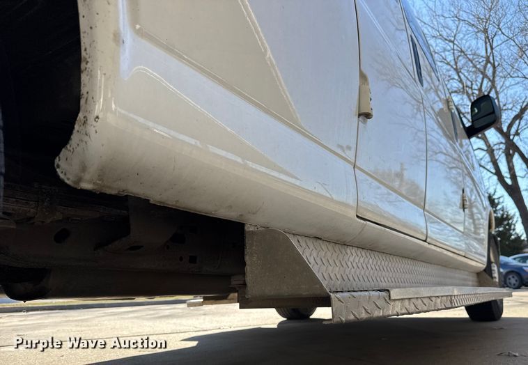 image for item FK0887 2018 Chevrolet Express 3500 van