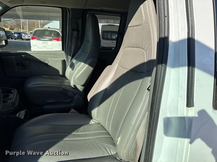 image for item FK0887 2018 Chevrolet Express 3500 van