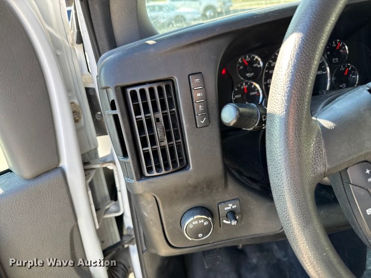 image for item FK0887 2018 Chevrolet Express 3500 van