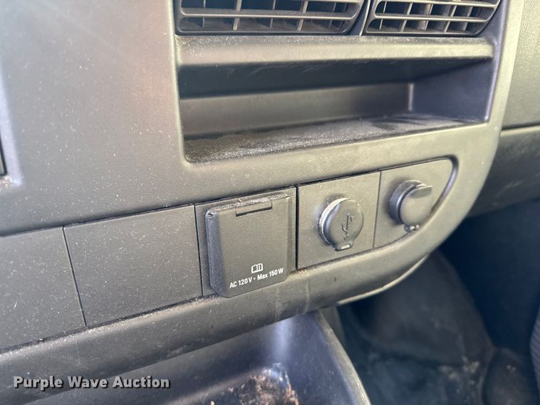 image for item FK0887 2018 Chevrolet Express 3500 van