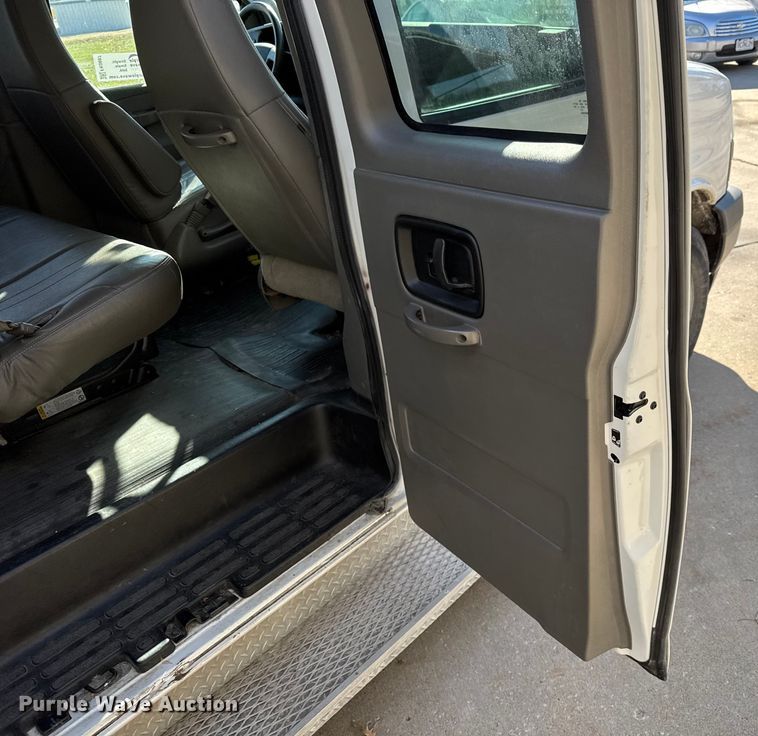 image for item FK0887 2018 Chevrolet Express 3500 van