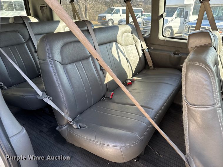 image for item FK0887 2018 Chevrolet Express 3500 van