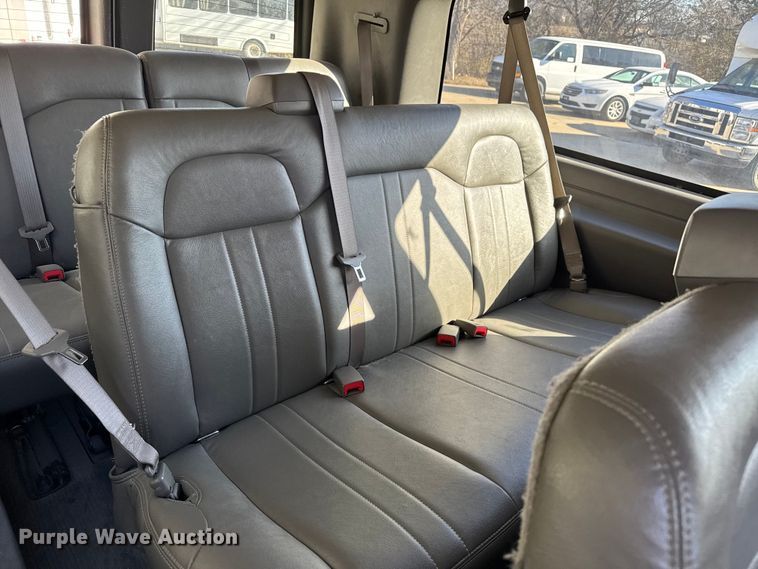 image for item FK0887 2018 Chevrolet Express 3500 van