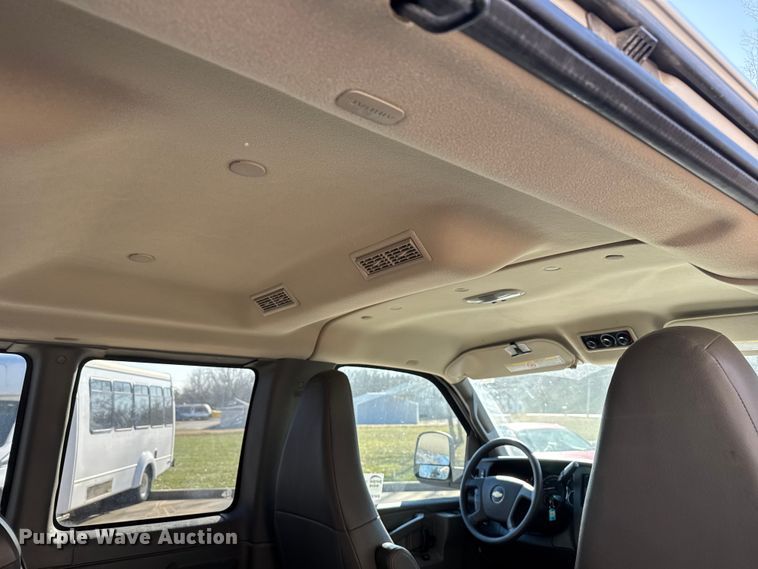 image for item FK0887 2018 Chevrolet Express 3500 van