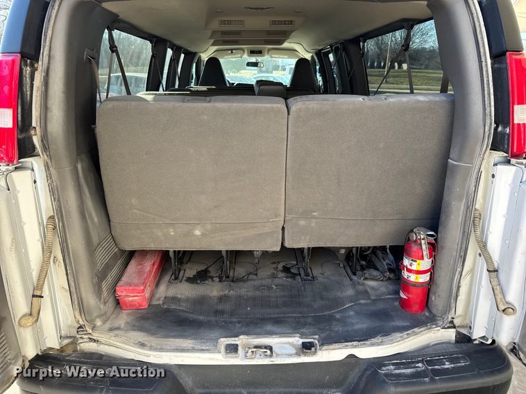 image for item FK0887 2018 Chevrolet Express 3500 van