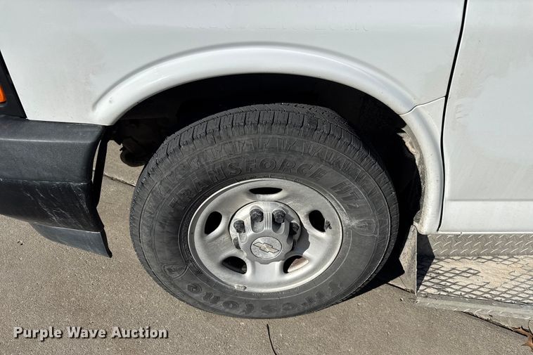 image for item FK0887 2018 Chevrolet Express 3500 van