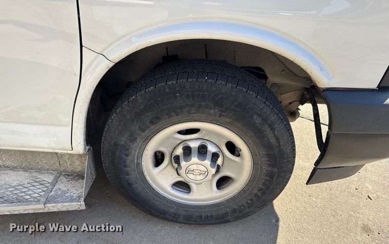 image for item FK0887 2018 Chevrolet Express 3500 van