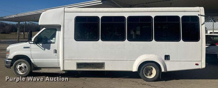 image for item FK0888 2011 Ford E450 Super Duty shuttle bus