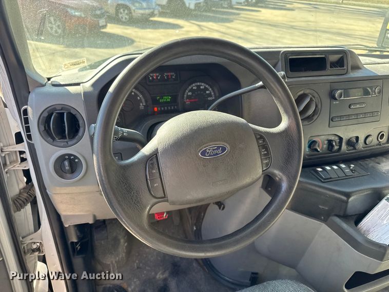 image for item FK0888 2011 Ford E450 Super Duty shuttle bus