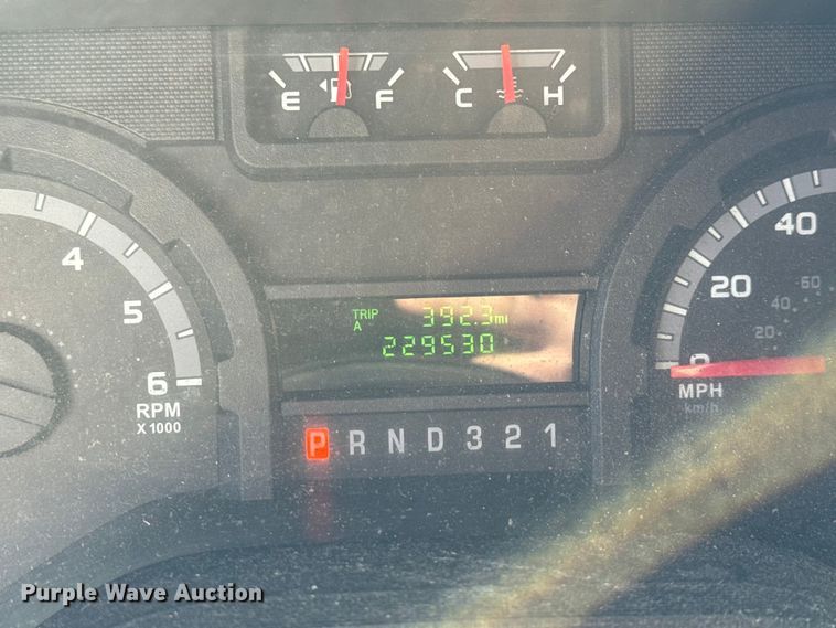 image for item FK0888 2011 Ford E450 Super Duty shuttle bus