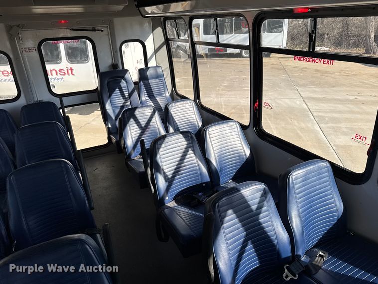 image for item FK0888 2011 Ford E450 Super Duty shuttle bus