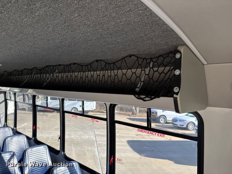 image for item FK0888 2011 Ford E450 Super Duty shuttle bus