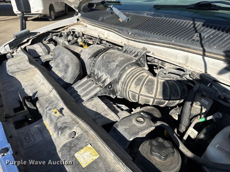 image for item FK0888 2011 Ford E450 Super Duty shuttle bus