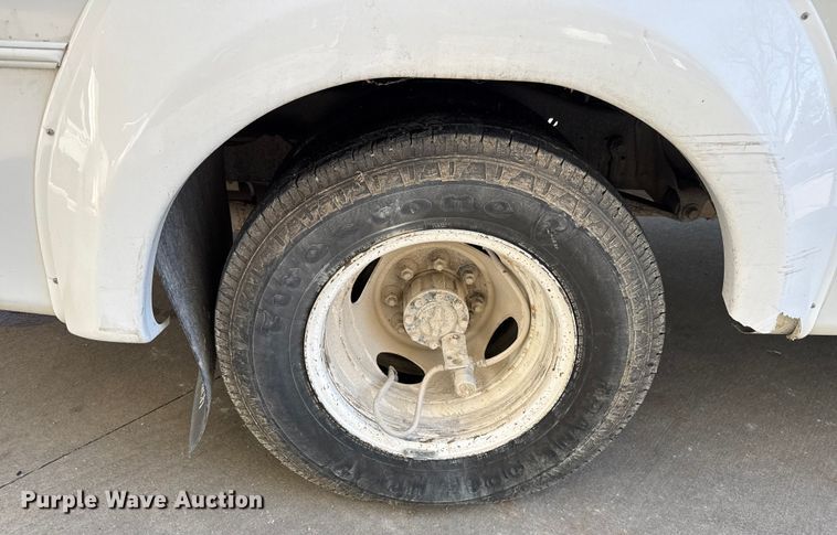 image for item FK0888 2011 Ford E450 Super Duty shuttle bus