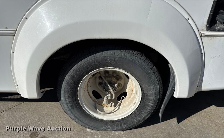 image for item FK0888 2011 Ford E450 Super Duty shuttle bus