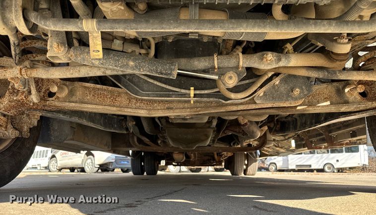 image for item FK0889 2018 Ford E450 Super Duty shuttle bus