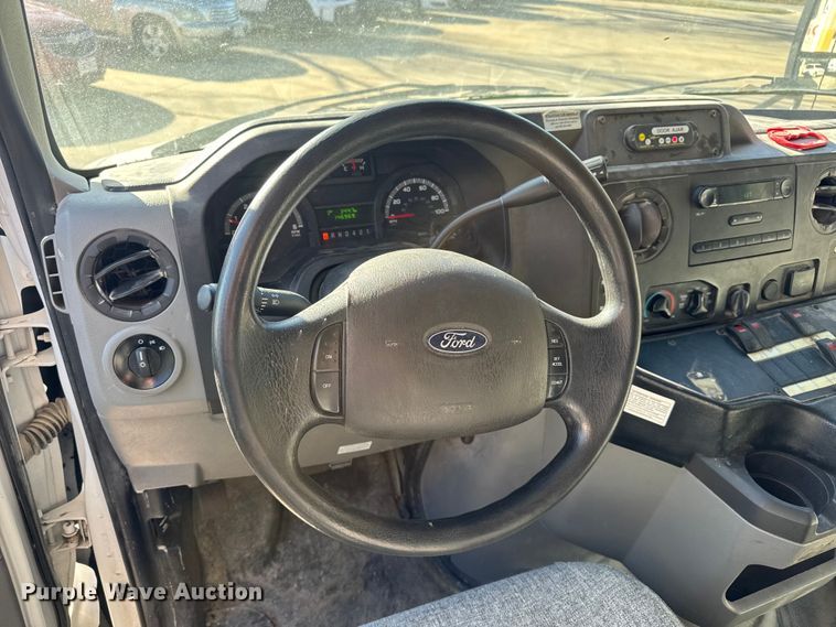 image for item FK0889 2018 Ford E450 Super Duty shuttle bus