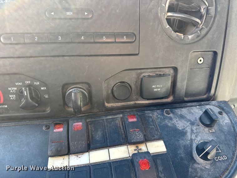 image for item FK0889 2018 Ford E450 Super Duty shuttle bus