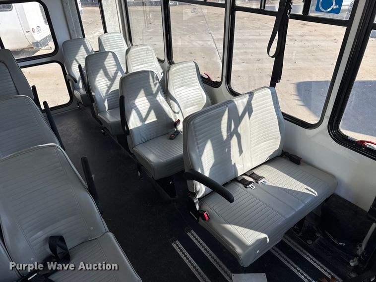 image for item FK0889 2018 Ford E450 Super Duty shuttle bus